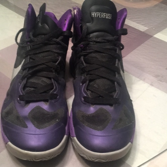 Nike Hyperfuse 2012 Basketball Sneakers 7Y/ 8.5W - Picture 1 of 8